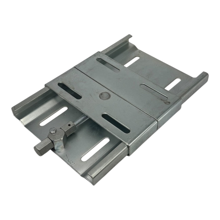 Spannsockel Spannschlitten Spannplatte für Elektromotor Baugrösse 90 bis 112