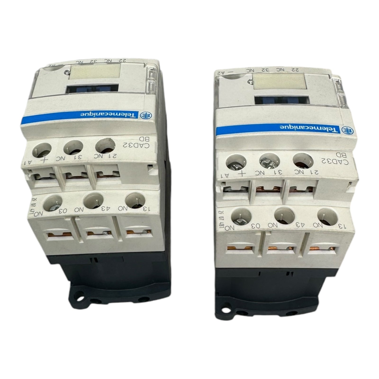 2x Telemecanique CAD32BD LAD4TBDL TeSys CAD Leistungsschütz 690VDC 10A 3NO 2NC