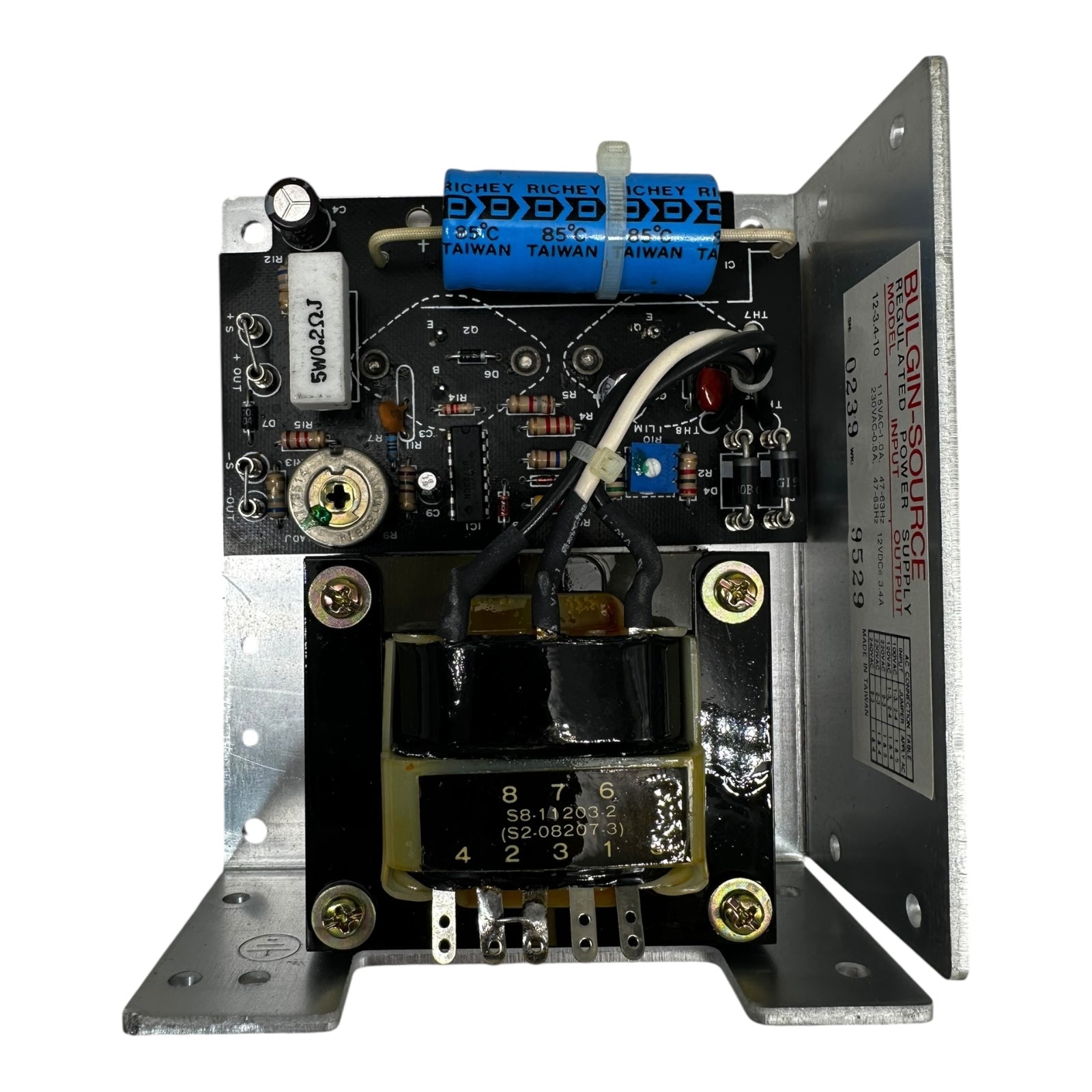 Bulgin-Source 12-3.4-10 Netzteil 12VDC 3.4A Schaltnetzteil Stromversorgung