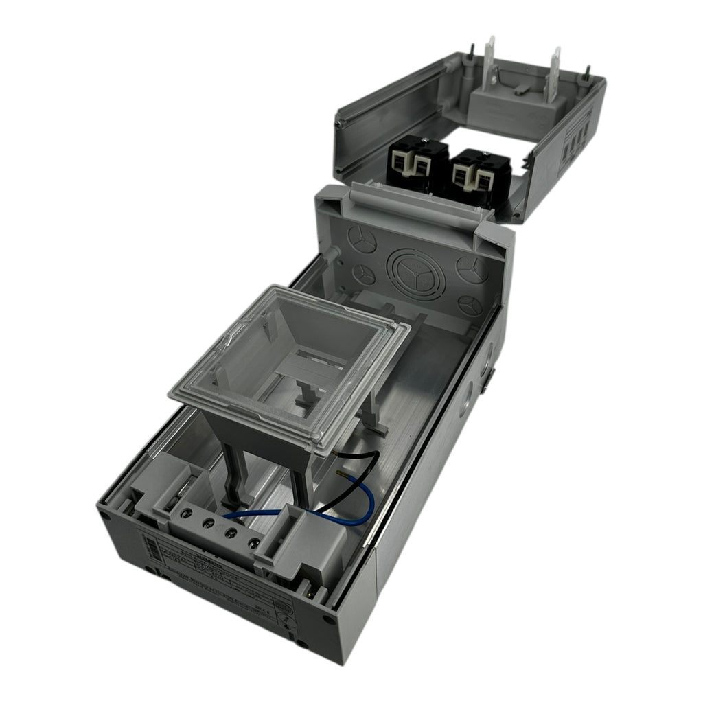 Siemens BD01-AK2M1/2SD163FIA161 Energieverteiler IP54 230V 16A Gehäuse