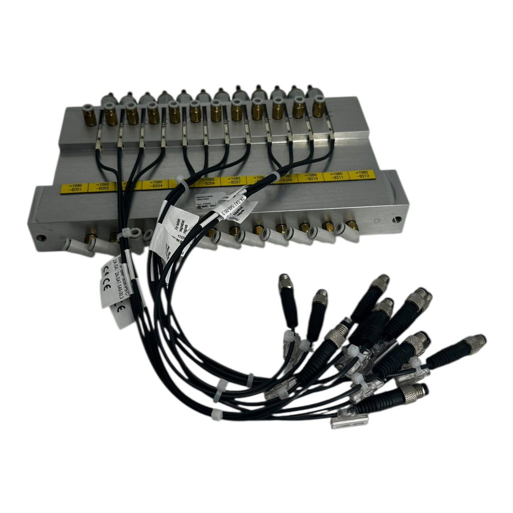 SMC CD85N12-0056 Mehrfach-Pneumatikzylinder mit Ventilinsel Sensor BMF303K