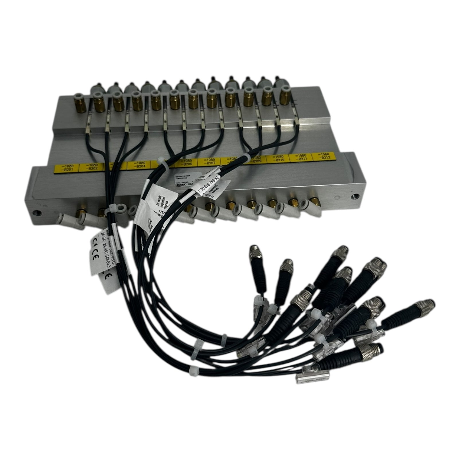 SMC CD85N12-0056 Mehrfach-Pneumatikzylinder mit Ventilinsel Sensor BMF303K