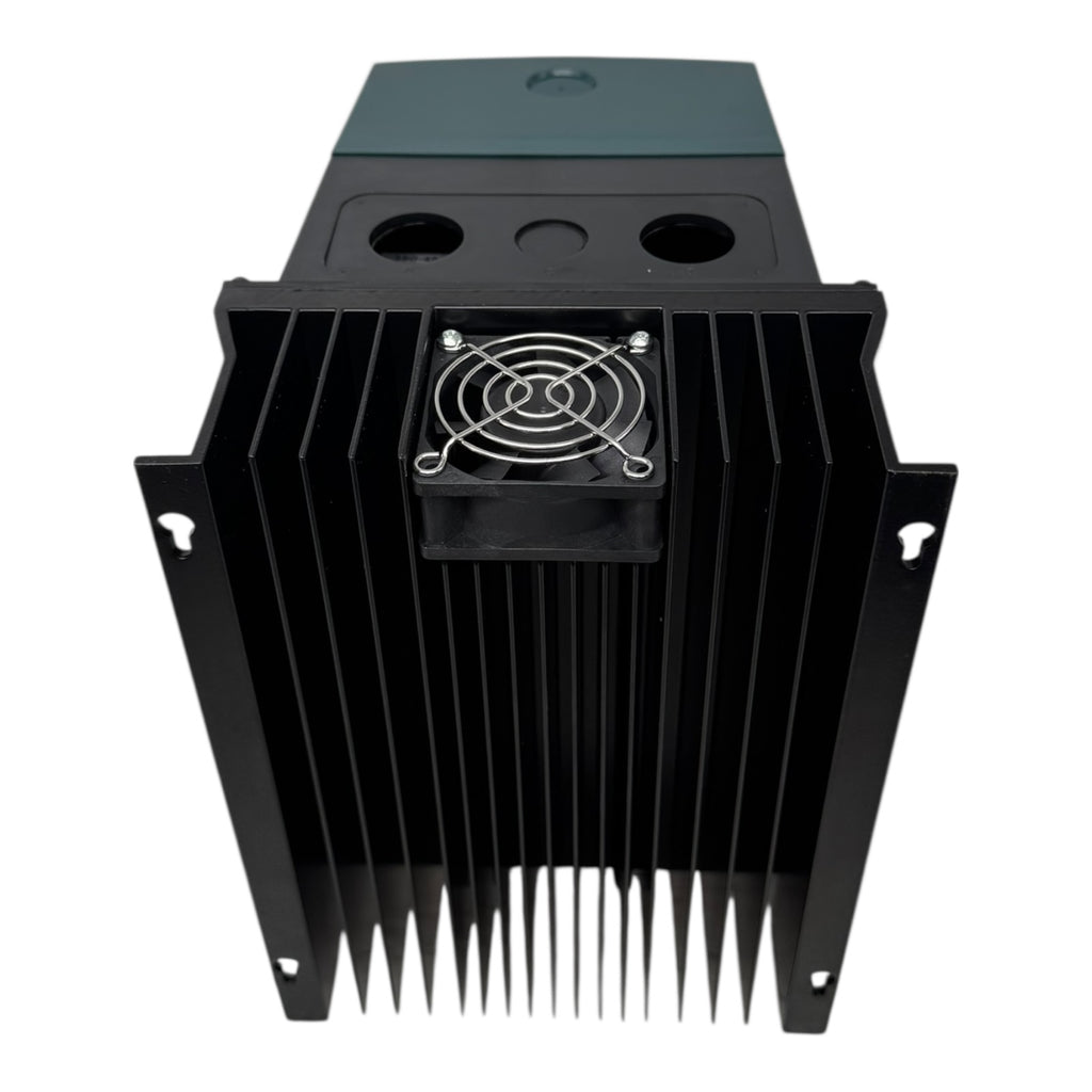 Fenner QD:Flow 586P44P0 Frequenzumrichter 9,5A 4kW 380-480V 3PH IP66 UNUSED