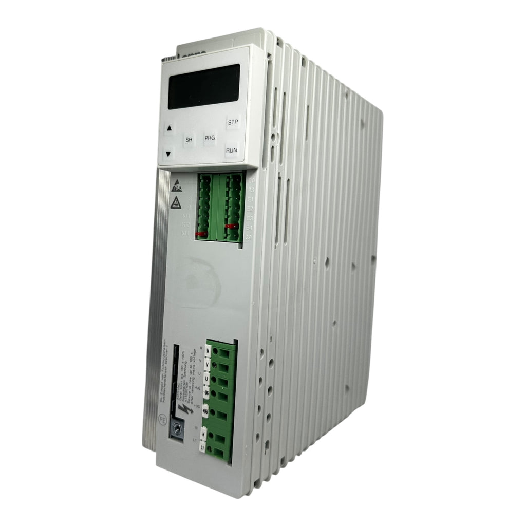 Lenze EVF8203-E Frequenzumrichter 1,5kW 3x230V mit Bedienmodul EMZ8201BB
