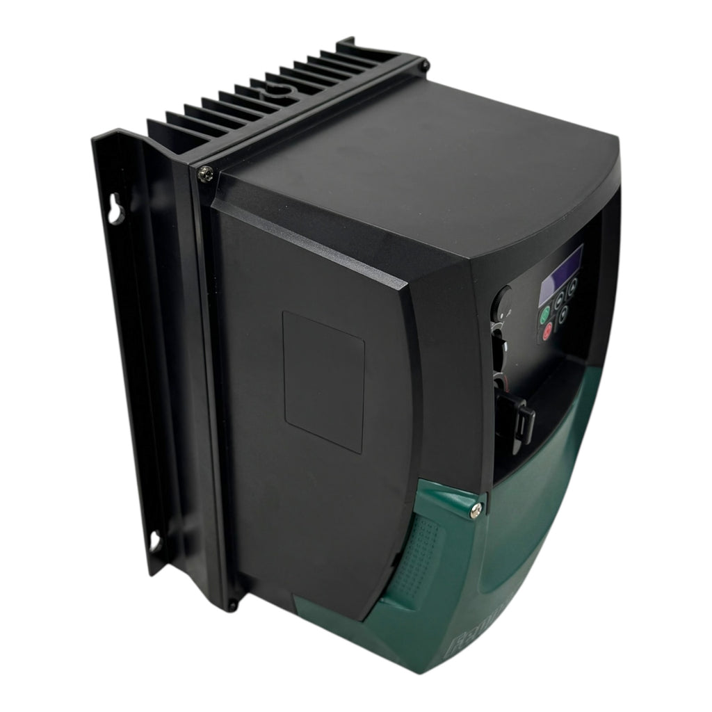 Fenner Frequenzumrichter 576B22P2 10,5A 2,2kW 200-240V 3PH S/W1.2 UNUSED